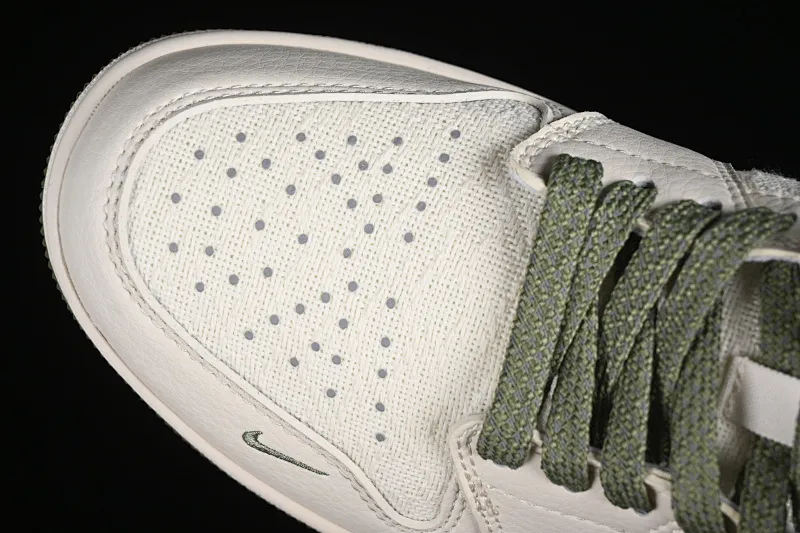 All categories Air Jordan Jordan series basketball shoes Air Jordan 1 Low High-end customized low-top sneakers Air Jordan 1 Low AJ1 Joe 1 Gucci joint-beige knitted High-end customized low-top retro basketball shoes DM5688-103